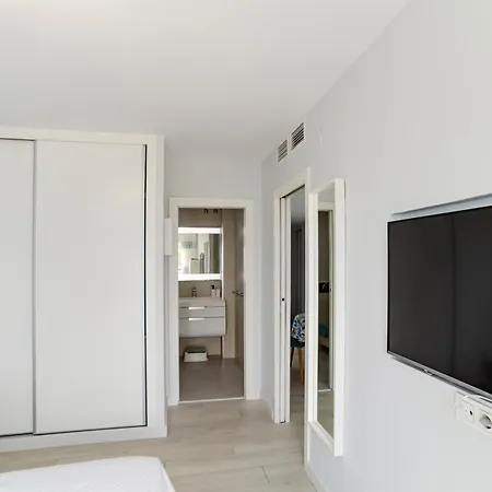 A&C Vistas Al Mar Luxury Apartment Torre Del Mar Exterior photo