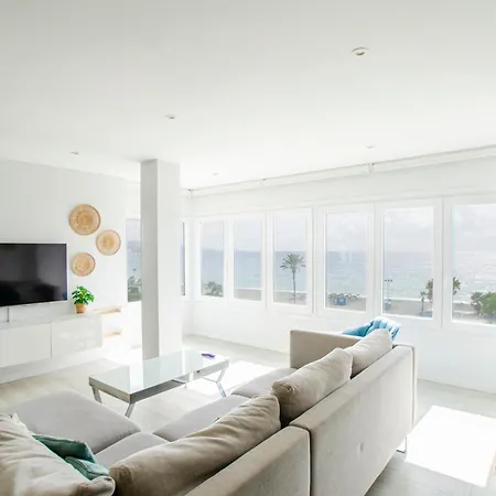A&C Vistas Al Mar Luxury Apartment Torre Del Mar Exterior photo
